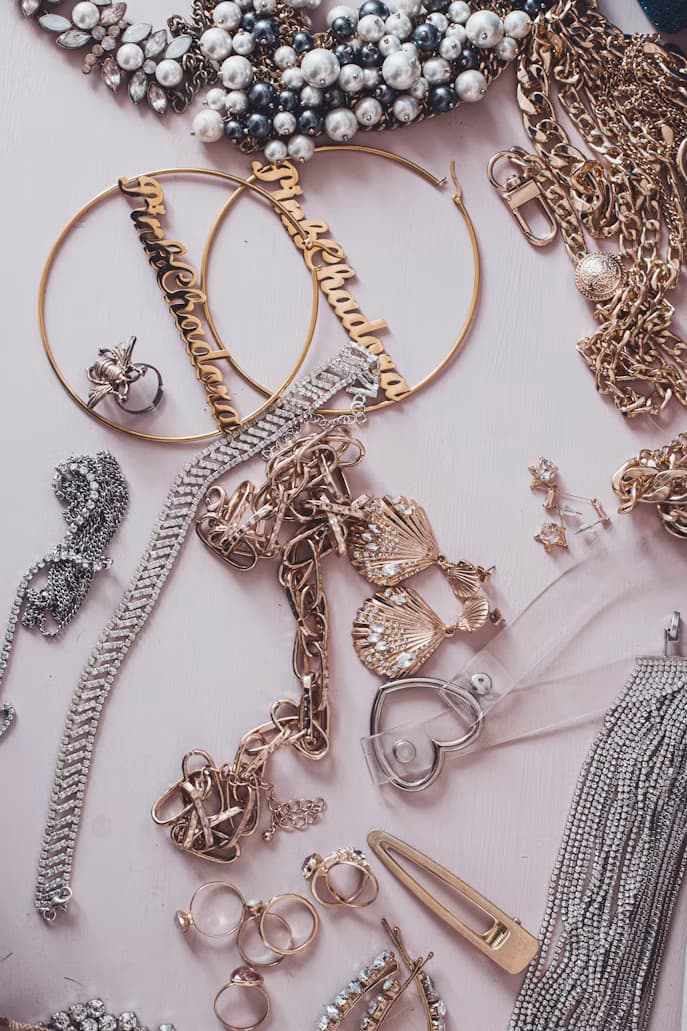 Best Jewelry Brands Under $100: Affordable Luxury Guide